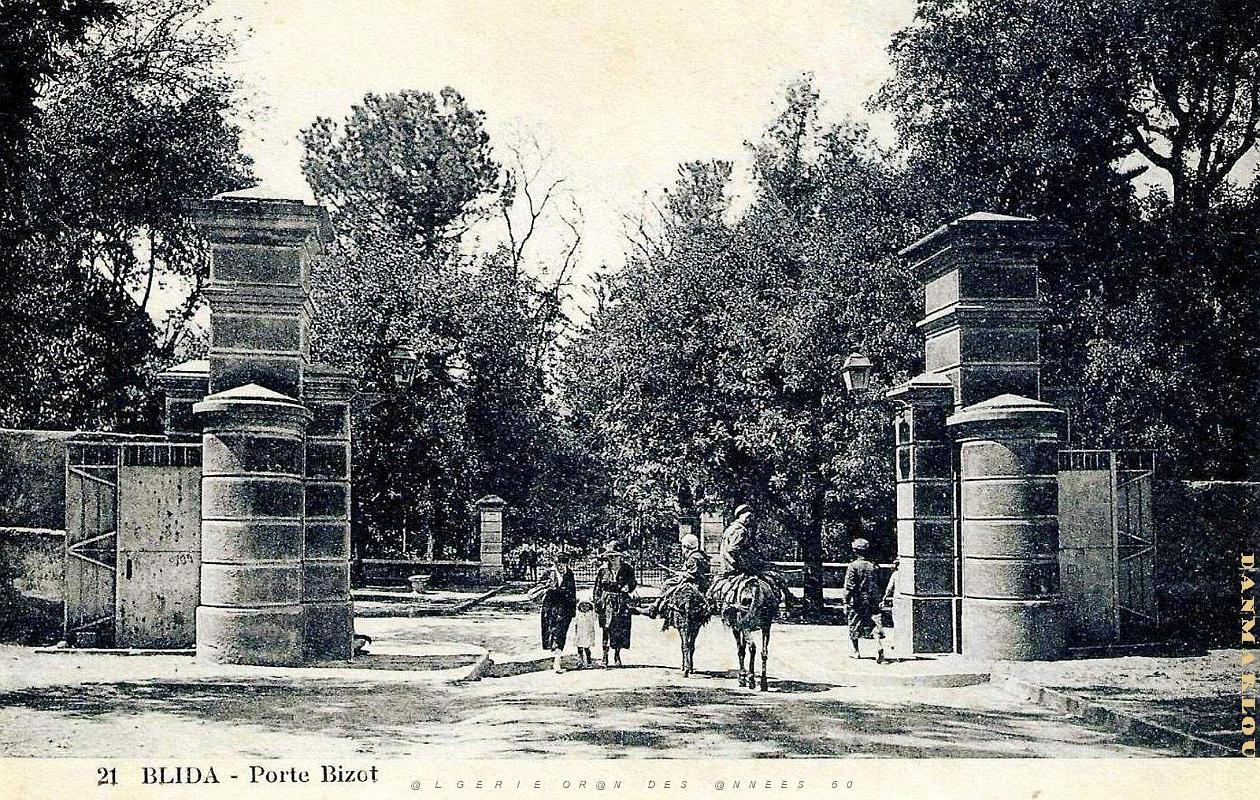 2633- Blida - Porte Bizot.jpg